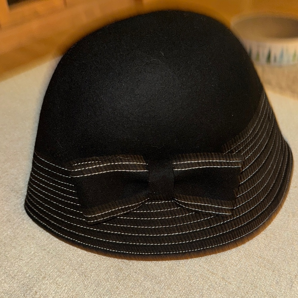 Kate Spade Black Wool Hat with Bow and White Stitching